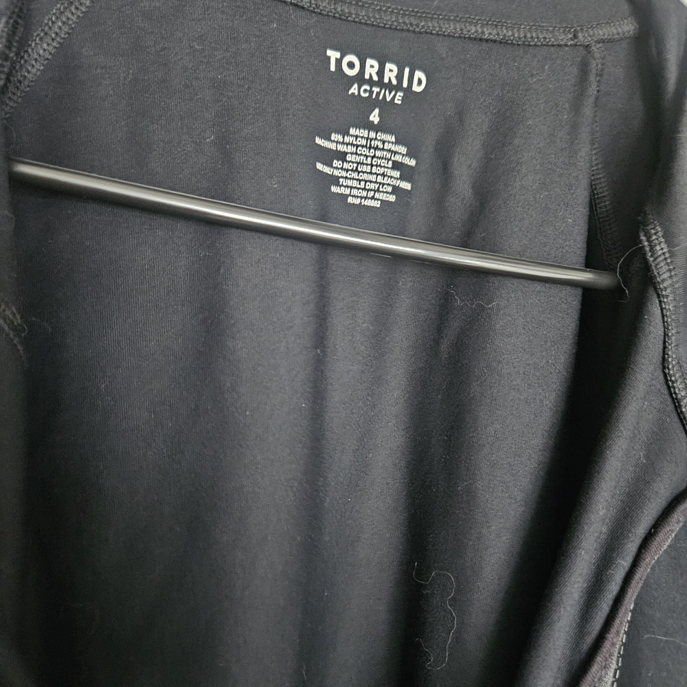 Torrid Active Yoga Jacket NWOT